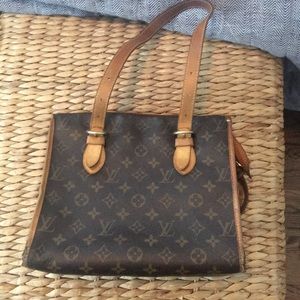 Louis Vuitton purse